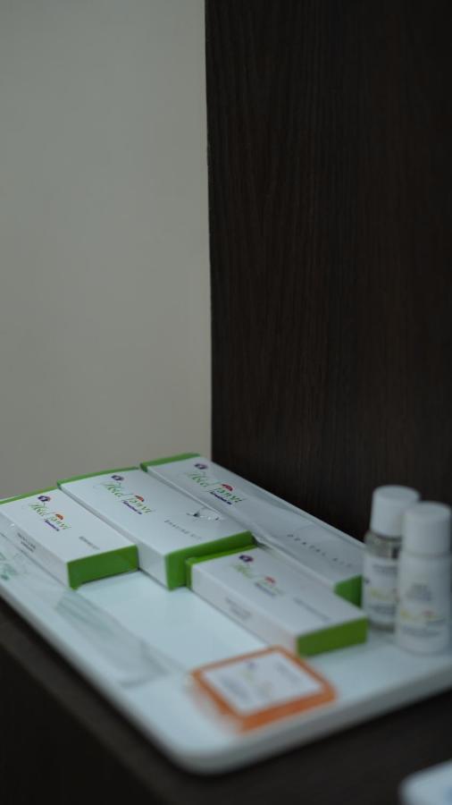 Hotel Janvi Interntaional Inn מוזאפרפור מראה חיצוני תמונה