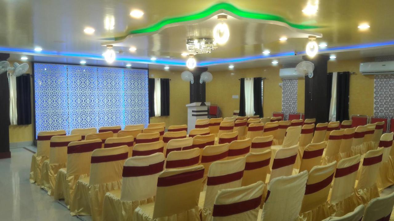 Hotel Janvi Interntaional Inn מוזאפרפור מראה חיצוני תמונה